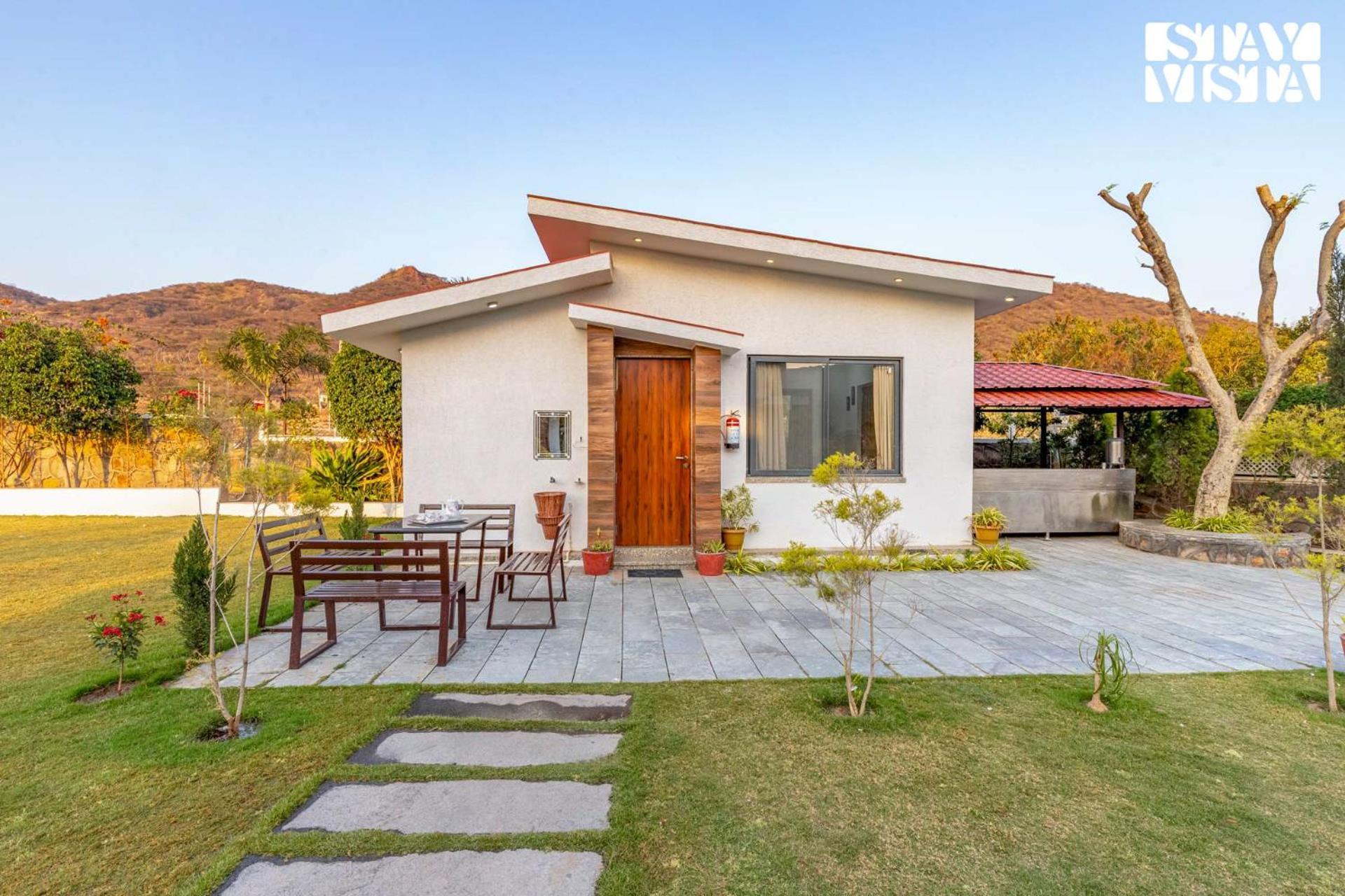 Stayvista'S Bella Dream - Mountain-View With Outdoor Pool, Lawn Featuring A Gazebo & Indoor Games Udaipur Exterior foto